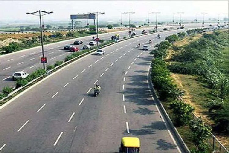 गंगा एक्सप्रेसवे के साथ उभरेगा ‘इंटीग्रेटेड मैन्युफैक्चरिंग हब’, 12 जिलों में 46,660 करोड़ रुपये के निवेश की तैयारी