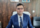 फील्ड में पहुंचे चर्चित IAS रिंकू शाही, यूपी में 38 IAS का ट्रांसफर, 8 जिलों के बदले डीएम