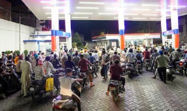 Rs 4-5 प्रति लीटर बढ़ सकती हैं ईंधन की कीमतें, Rs 40-50 महंगा हो सकता है LPG सिलेंडर 