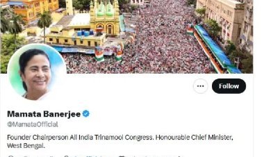 पश्चिम बंगाल: ममता बनर्जी ने सोशल मीडिया प्रोफाइल अभी तक अपडेट नहीं किया