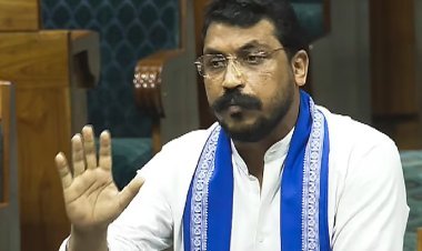 2017 हिंसा केस में सांसद चंद्रशेखर रावण सहित 8 लोगों के खिलाफ गैर जमानती वारंट जारी