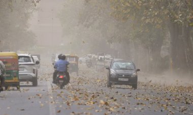 90 किमी/घंटे की आंधी-तूफान के साथ भारी बारिश का अलर्ट, 16 राज्यों में येलो-ऑरेंज चेतावनी