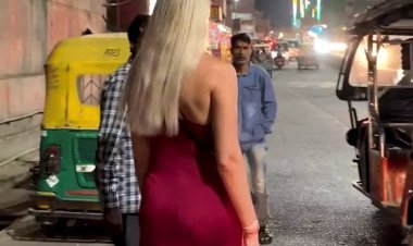 हमने आगरा की सड़कों पर पैदल चलने के बारे में सोचा...आप कभी मत करना, रूसी महिला टूरिस्ट ने शेयर किया वीडियो, एसीपी ने दी सफाई