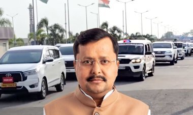 35 गाड़ियों से उत्तराखंड पहुंचे बीजेपी के राष्ट्रीय अध्यक्ष नितिन नवीन, धुंआ-धुंआ हुआ माहौल, सोशल मीडिया पर ट्रोल