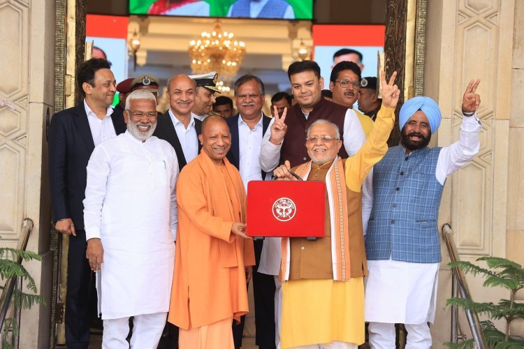 डिफ्टी सीएम के बदलेंगे विभाग, पूजा पाल और मनोज पांडेय सहित ये बन सकते हैं मंत्री, यूपी मंत्रिमंडल विस्तार की लिस्ट फाइनल