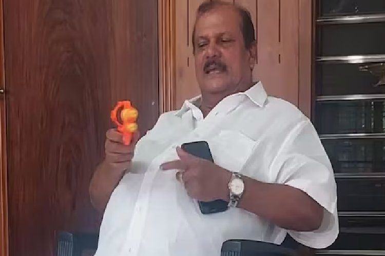 पीसी जॉर्ज कौन हैं? विधानसभा चुनाव में खुद की जीत पर रखी 1 करोड़ की शर्त
