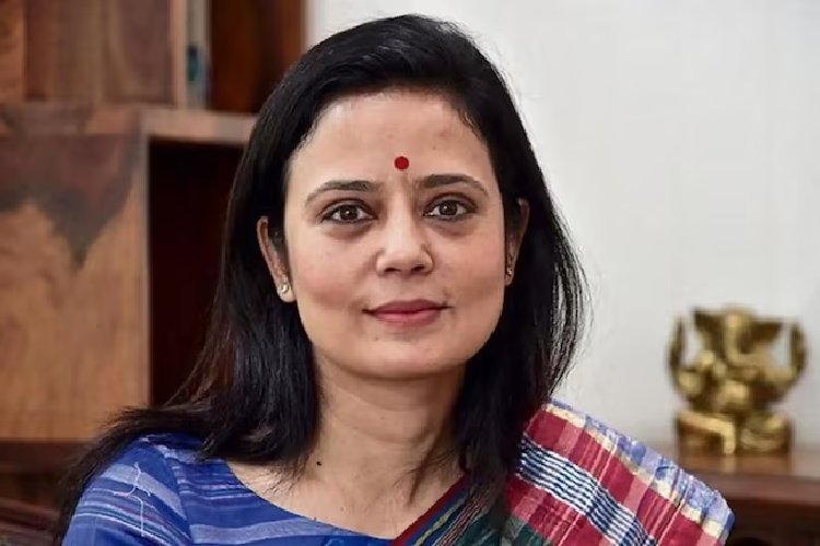 महुआ मोइत्रा विमान घटना: फ्लाइट में सांसद के साथ हुई कथित बदसलूकी