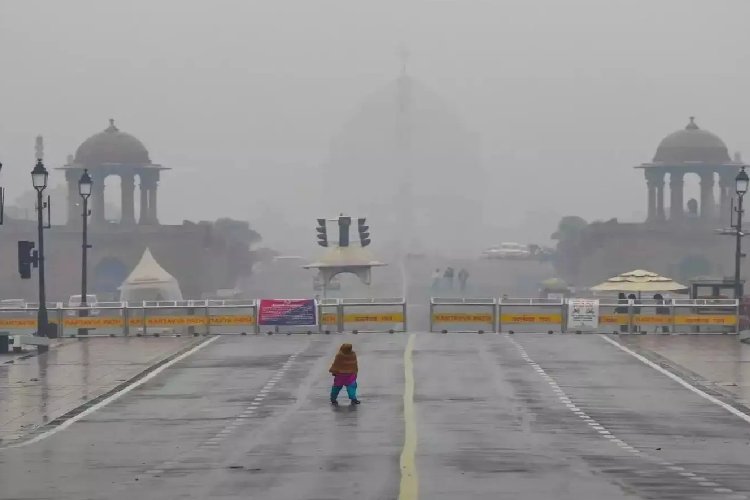 दिल्ली-एनसीआर मौसम अपडेट: IMD का येलो अलर्ट, बारिश-आंधी की संभावना, पहाड़ी राज्यों में भारी बारिश के संकेत