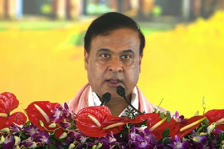 हिमंता सरमा दूसरी बार असम के मुख्यमंत्री पद की शपथ ली