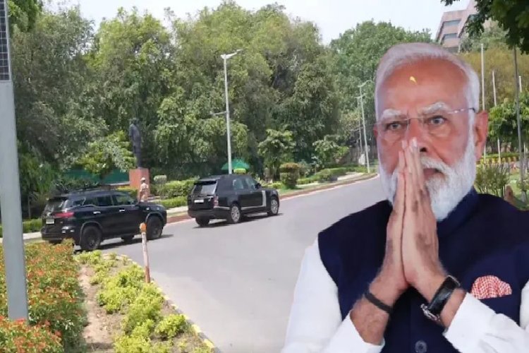 प्रधानमंत्री मोदी ने पेश की ईंधन बचत की मिसाल, काफिले को घटाकर सिर्फ दो गाड़ियों तक सीमित किया