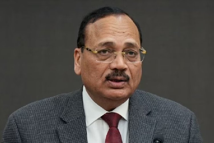 बेरोजगार युवा तिलचट्टे, परजीवी जैसे: CJI ने सिस्टम पर हमला करने वालों पर बोला तीखा हमला