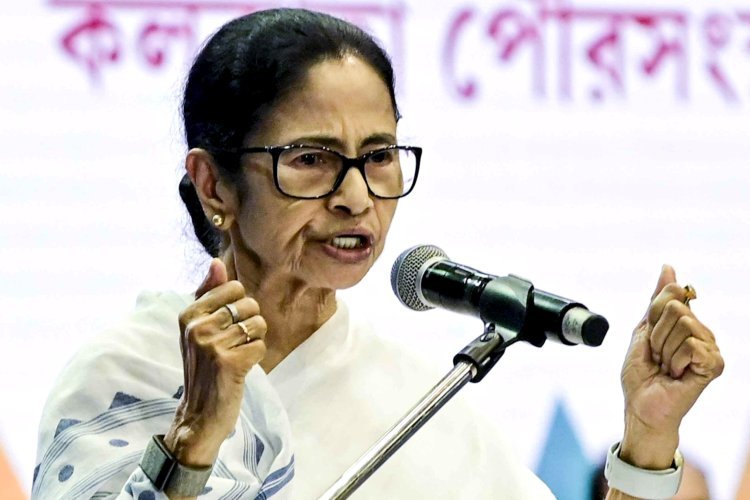 TMC छोड़कर भाग रहे हैं नेता, ममता बनर्जी का छलका दर्द, कहा जिसे जाना है वो अभी चला जाए