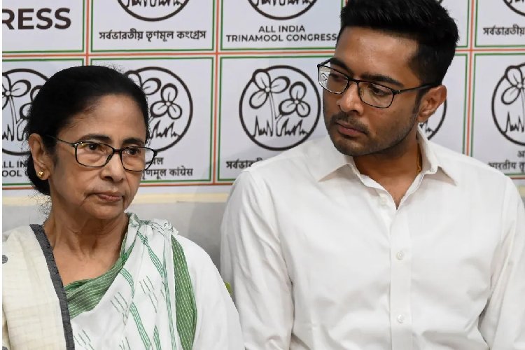 ''आंखें मूंदे बैठा है चुनाव आयोग...'' फलता हार के बीच अभिषेक बनर्जी का EC पर तीखा हमला