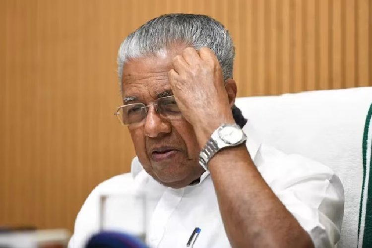 केरल में ED का बड़ा छापा! पूर्व CM पिनाराई विजयन के आवास पर भी ली गई तलाशी