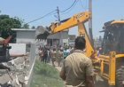 बीजेपी नेता की घर में घुसकर हथौड़े से मुस्लिमों युवकों ने निर्मम हत्या, आक्रोशित लोगों ने हत्यारोपी के घर में लगाई आग