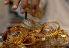 सोने में भारी गिरावट! 2008 के बाद सबसे बड़ा मासिक धड़ाम, क्या अब खरीदने का सबसे अच्छा समय?