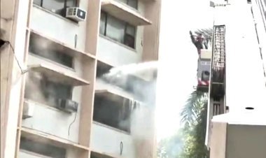 दिल्ली में धर्मेंद्र प्रधान वाले शिक्षा मंत्रालय में आग, बुझाने में जुटी 8 दमकल की गाड़ियां, परीक्षा घोटालों के आरोपों की जांच की चल रही मांग