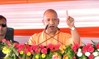 सूर्या चौहान हत्याकांड पर बोले योगी, दोस्ती की आड़ में छुरेबाजी कतई स्वीकार नहीं... नालायक औलादों को संभालने की कहीं बात