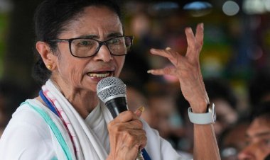 ममता के 23 सांसद बागी, खुद को 'असली TMC' बताने दिल्ली में तैयार; काकोली घोष दस्तीदार कर रही नेतृत्व
