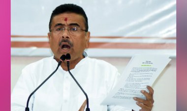 वोटर लिस्ट से नाम कटने के बाद 63 लाख लोगों के राशन कार्ड होंगे रद्द! शुभेंदु सरकार का बड़ा ऐक्शन, 15,000 करोड़ की लीकेज रोकने की तैयारी