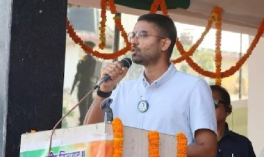 उपेंद्र कुशवाहा के बेटे दीपक प्रकाश का मंत्री पद संकट में, NDA की MLC चुनाव लिस्ट से नाम गायब, अटकलें तेज