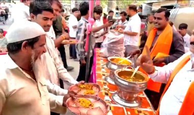 जय श्रीराम बोलेगा, तभी प्रसाद मिलेगा...मुस्लिम युवक से जय श्रीराम कहलवाने के बाद BJP नेता ने दिया प्रसाद