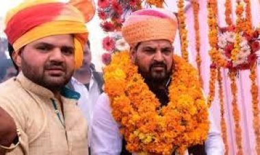 बृजभूषण शरण सिंह और बेटे विधायक प्रतीक भूषण को मिली जानलेवा धमकी , पुलिस ने शुरू की सख्त जांच