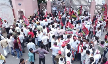 पेपर लीक के खिलाफ प्रदर्शन, सपा के जिलाध्यक्ष सहित 31 नामजद 250 अज्ञात पर मुकदमा दर्ज, बिना परमिशन प्रदर्शन का आरोप