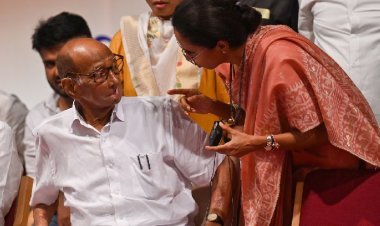 शरद पवार की पार्टी में बगावत की आहट! 5 सांसद अजित पवार की NCP के संपर्क में?