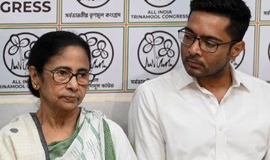 ममता को बड़ा झटका, TMC के तीन बैंक अकाउंट फ्रीज, निकासी-ट्रांसफर पर रोक
