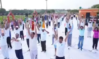 गौ घाट पर अंतर्राष्ट्रीय योग दिवस उत्साहपूर्वक संपन्न, 