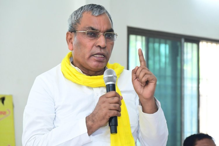 सपा के गढ़ में आतंकवादी ही पैदा होते है... ओपी राजभर ने दिया विवादित बयान, मचा सियासी तूफान