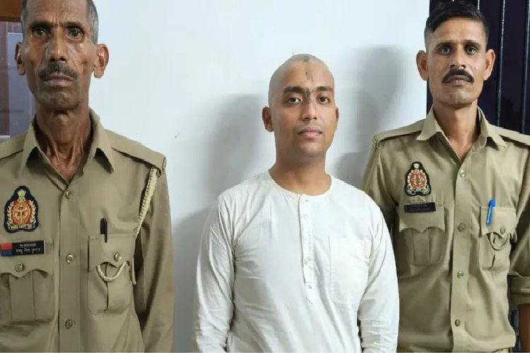 IIT रुड़की का इंजीनियर बना 'ढोंगी बाबा', गंधर्व विवाह के नाम पर लड़कियों का करता था शोषण, मथुरा से गिरफ्तार