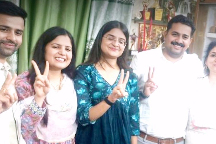 डेढ़ साल की उम्र में पिता का निधन, घर-घर टिफिन पहुंचाने वाली बिटिया बनी एसडीएम