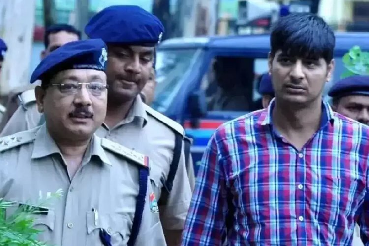 पिस्तौल को 'महबूबा' कहने वाला कुख्यात गैंगस्टर चीनू पंडित 10 साल बाद जेल से रिहा! वेस्ट यूपी-उत्तराखंड में हाई अलर्ट