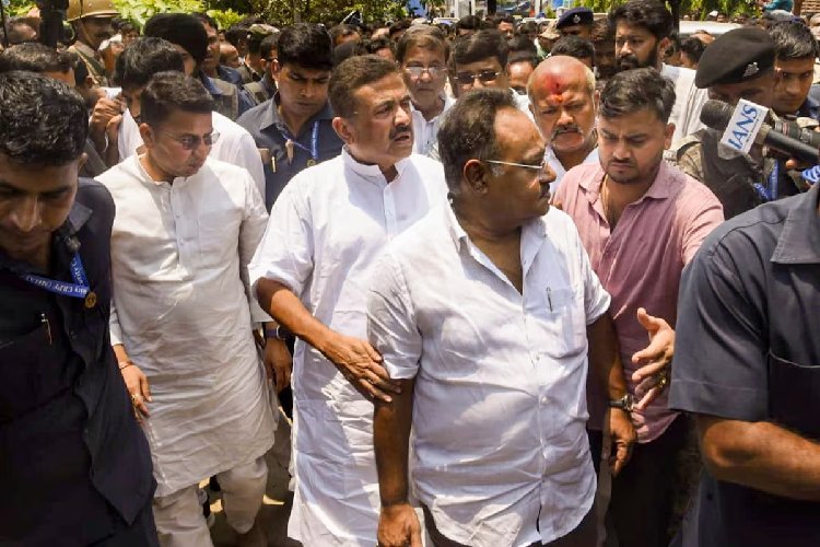 TMC बागियों के लिए BJP के 'दरवाजे बंद', शमिक भट्टाचार्य बोले, 