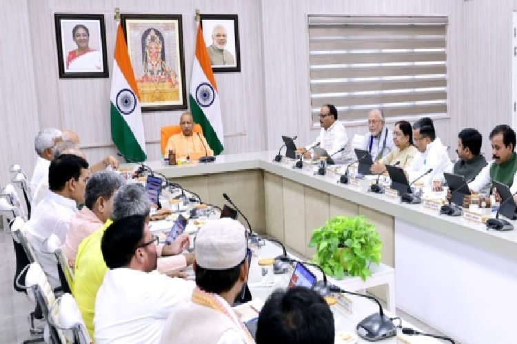 योगी कैबिनेट का बड़ा फैसला: सरकारी वकीलों को 50% ज्यादा भत्ता, वाहन मालिकों को भारी राहत, 24 प्रस्तावों को मंजूरी