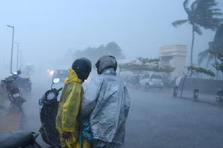 80 किमी की रफ्तार से आंधी-तूफान! कल 19 राज्यों में भारी बारिश, दिल्ली-यूपी-बिहार में IMD का रेड अलर्ट