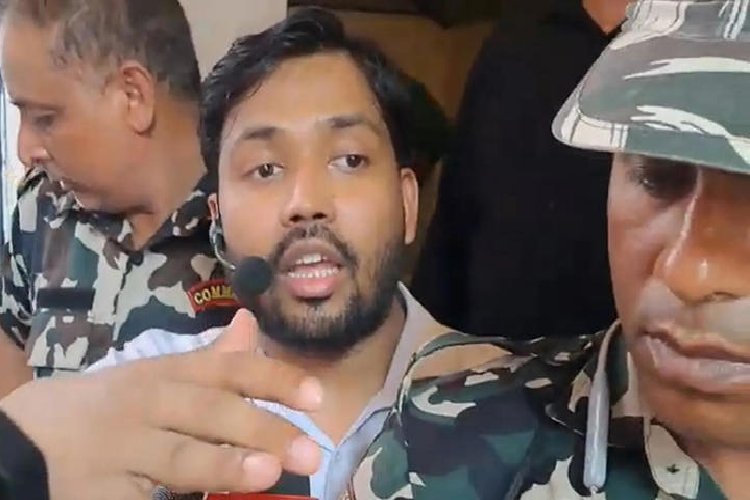 खान सर ने दिया गोली चलाने का आदेश? FIR में दावा