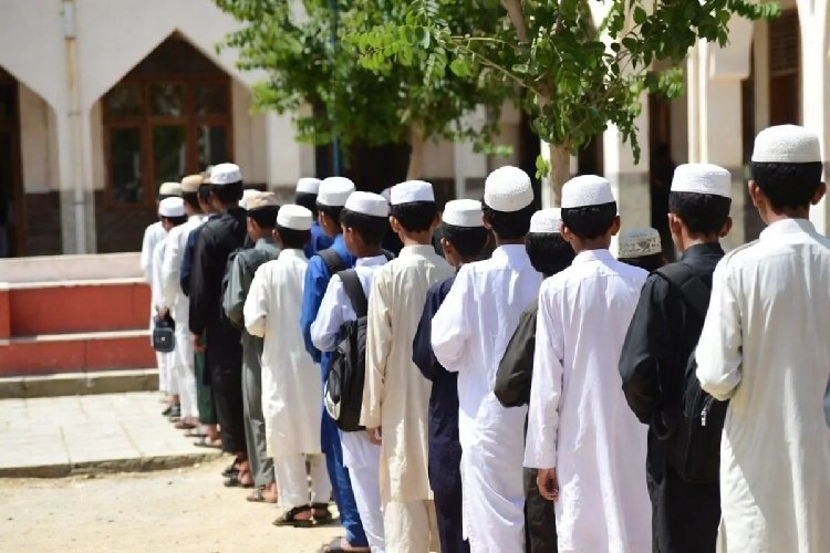 गाजियाबाद में 228 मान्यता प्राप्त, 139 बिना मान्यता वाले मदरसों की होगी छानबीन, गड़बड़ी मिलने पर होगा सख्त ऐक्शन