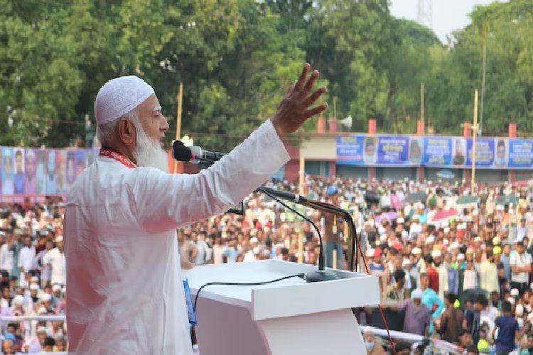 बांग्लादेश में भारत विरोध का तूफान! जमात-ए-इस्लामी ने सीमा पर 'ह्यूमन शील्ड' बनाकर मार्च का किया ऐलान