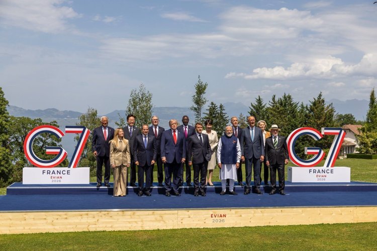 मेलोनी ने छोड़ी सिगरेट, ट्रंप ने मांगी इमैनुएल मैक्रों की खास घड़ी, G7 समिट में नेताओं की गपशप हो रही वायरल