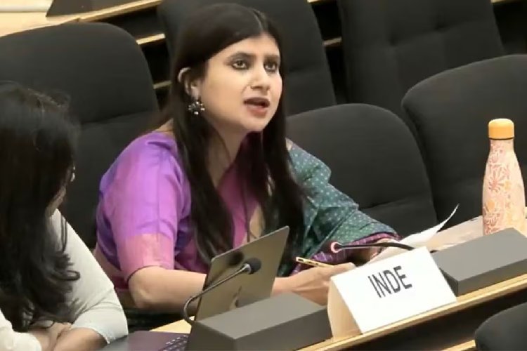 UN में पाकिस्तान को ''राक्षस'' कह डाला... भारत की बेटी IFS अनुपमा सिंह ने मचाया धमाल!