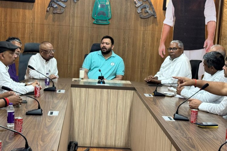 जिस परिवार ने बेटा खोया, उसी पर FIR क्यों? भरत मामले में तेजस्वी का बड़ा सवाल