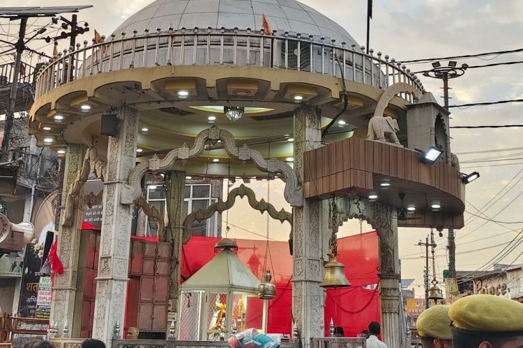 मुजफ्फरनगर के शिव मंदिर में क्यों चढ़ाया गया लाल कपड़ा? जानिए वजह
