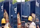 मेरठ में हाईवोल्टेज ड्रामा! एसएसपी अविनाश पांडेय ने हिरासत में युवक को मारा थप्पड़