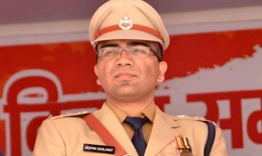कभी सलामी लेते थे IPS दीपक गहलावत, रिश्वतखोरी कुर्सी से सीधे पहुंचे जेल, जाने कहानी