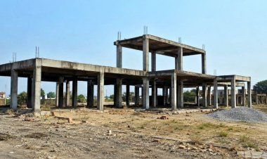 6 साल तक कागज़ों में चलता रहा अस्पताल, जमीन पर नहीं रखी गई एक भी ईंट! 87 कर्मचारी ले रहे हैं वेतन