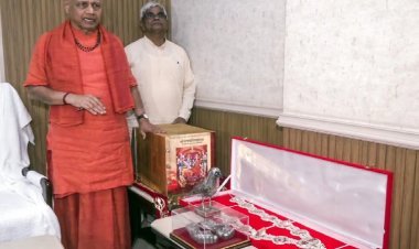राम मंदिर ट्रस्ट ने दिखाया रजिस्टर, कहा- जो चाहे देख ले, चरण पादुका, सोने वाली मानस, कागभुसुंडी सब सुरक्षित, चंपत राय निष्कलंक!