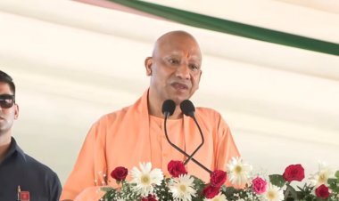 अयोध्या से गरजे योगी, जामा मस्जिद में हनुमान चालीसा नहीं, फिर हनुमानगढ़ी में नमाज क्यों?